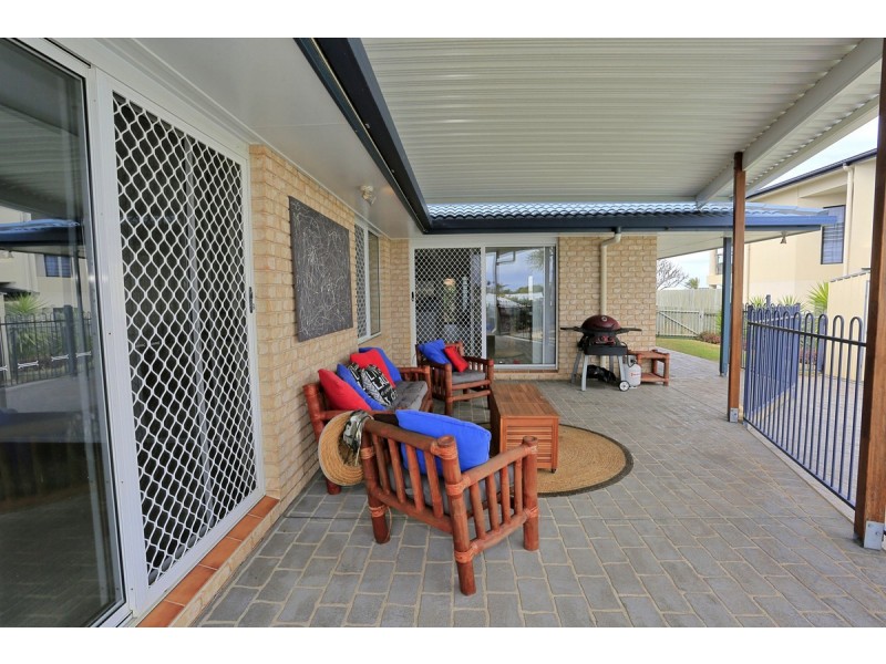 131 Barolin Esplanade, Coral Cove QLD 4670