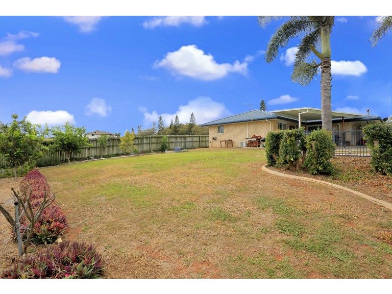 131 Barolin Esplanade, Coral Cove QLD 4670