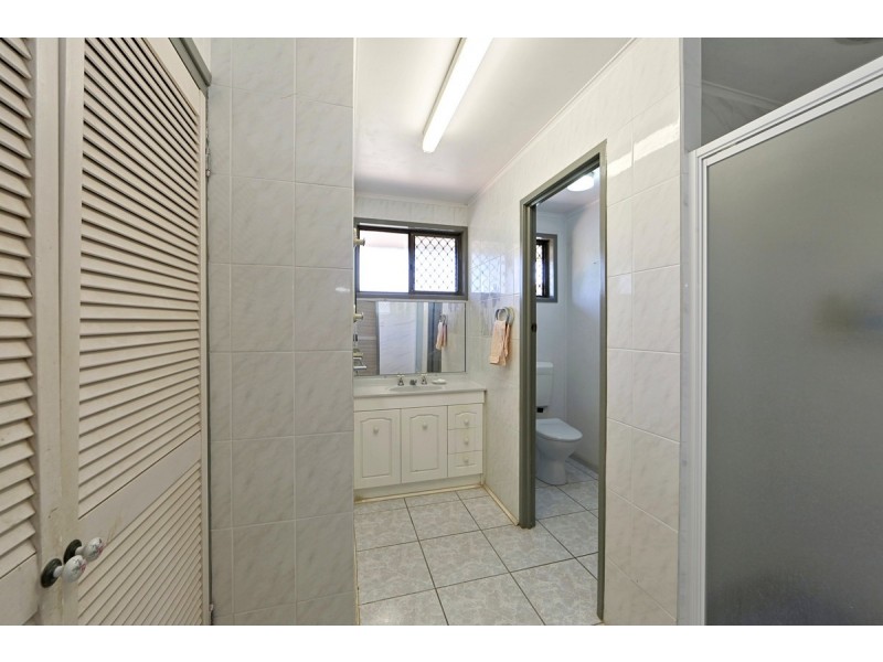 1 Grier Street, Kepnock QLD 4670