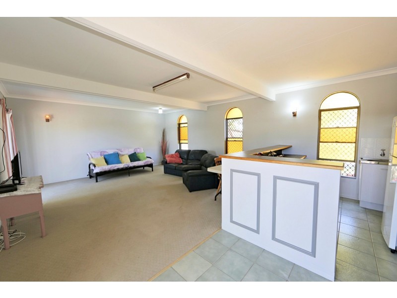 1 Grier Street, Kepnock QLD 4670