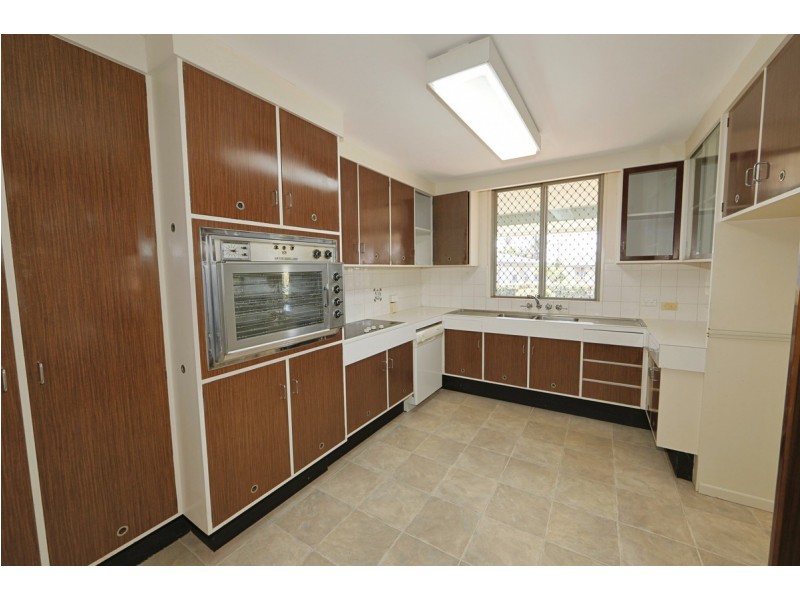 129 Avoca Road, Avoca QLD 4670