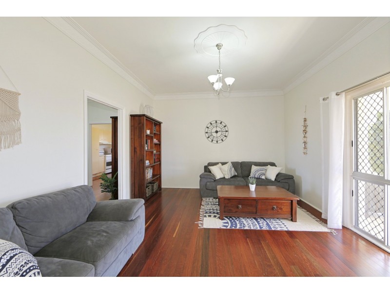 16 Tarakan Street, Svensson Heights QLD 4670