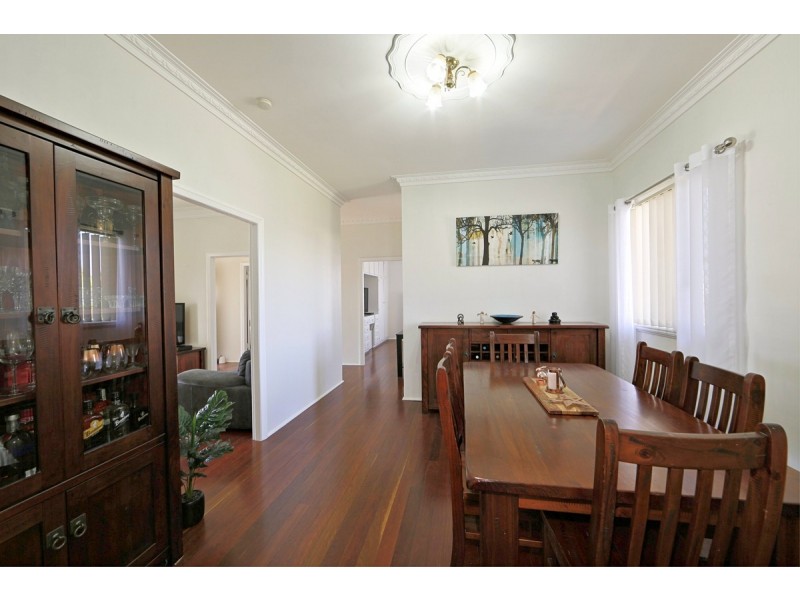 16 Tarakan Street, Svensson Heights QLD 4670