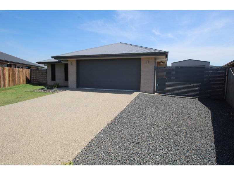 5 Venezia Court, Ashfield QLD 4670
