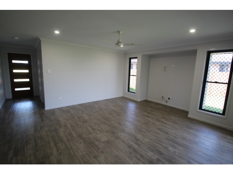 5 Venezia Court, Ashfield QLD 4670