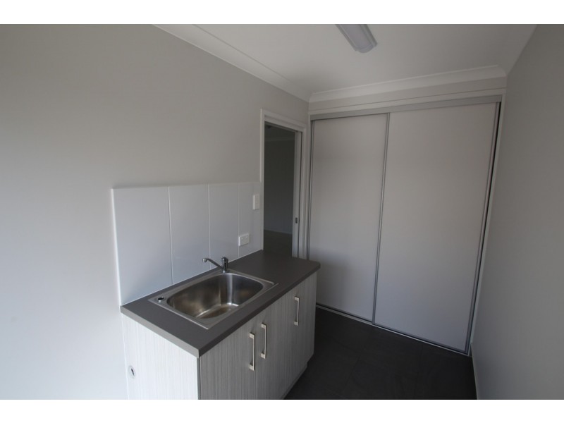 5 Venezia Court, Ashfield QLD 4670