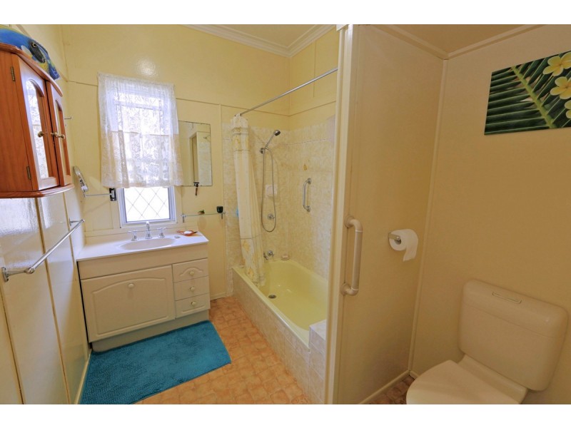 187 Targo Street, Walkervale QLD 4670