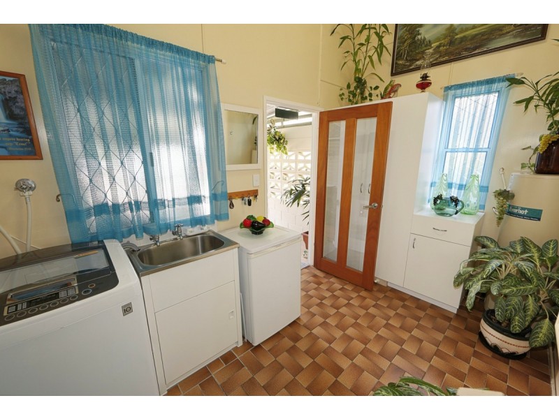 187 Targo Street, Walkervale QLD 4670