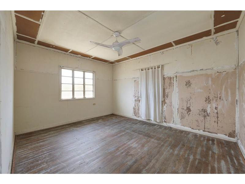 11 Cattermull Street, Svensson Heights QLD 4670