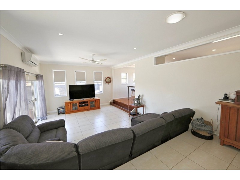 284 Bargara Road, Kalkie QLD 4670