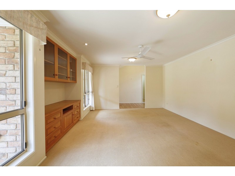 7 Cockatoo Crescent, Gooburrum QLD 4670