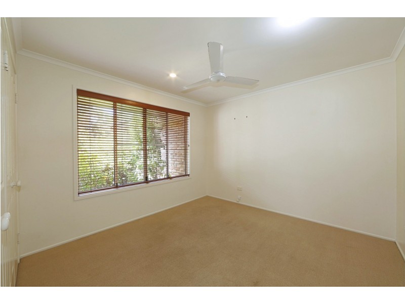 7 Cockatoo Crescent, Gooburrum QLD 4670