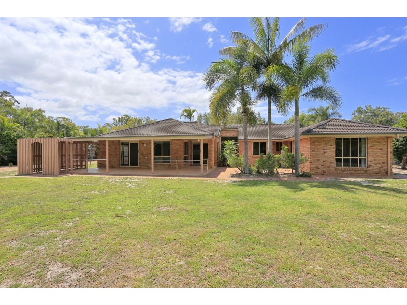 7 Cockatoo Crescent, Gooburrum QLD 4670