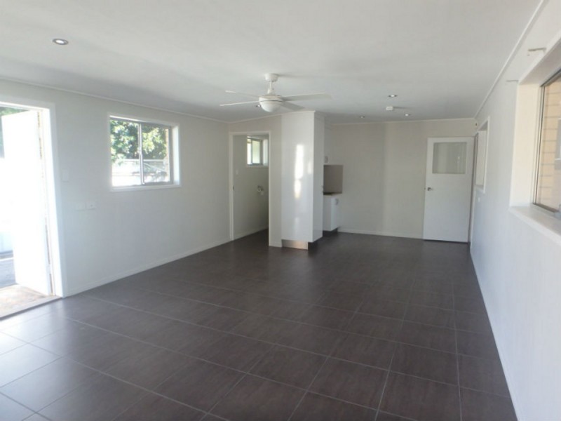 30 Glenview Crescent, Avoca QLD 4670