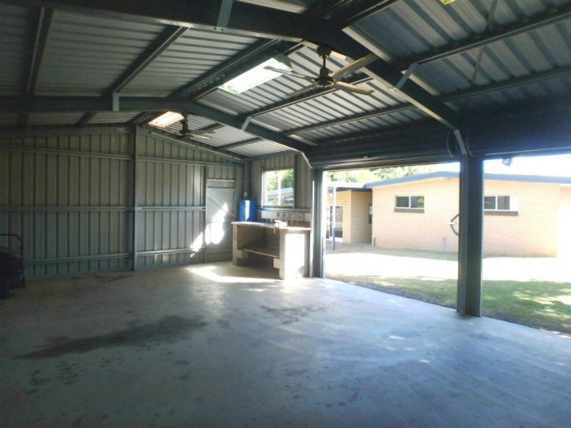 30 Glenview Crescent, Avoca QLD 4670