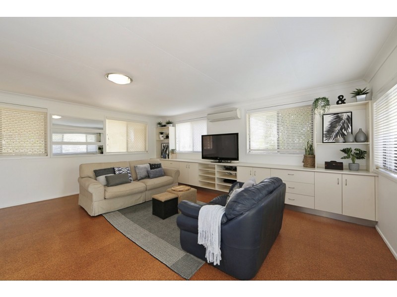 4 Shailers Circuit, Thabeban QLD 4670