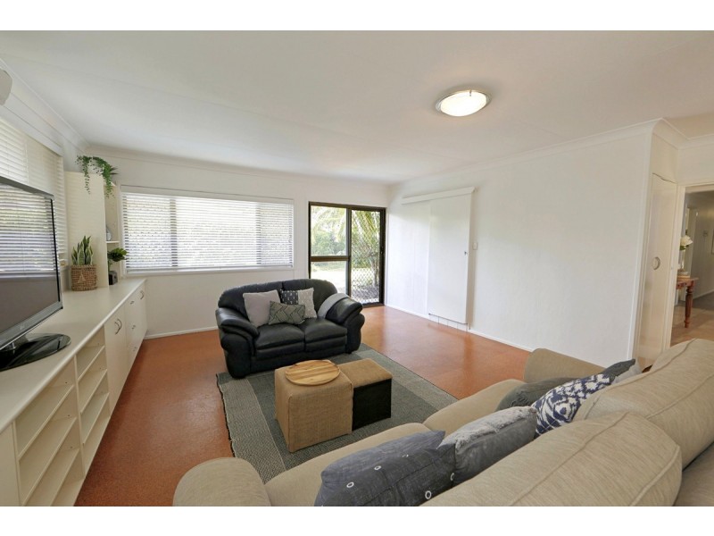 4 Shailers Circuit, Thabeban QLD 4670