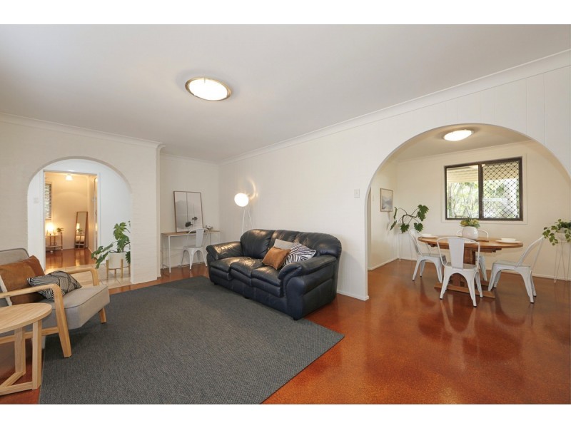 4 Shailers Circuit, Thabeban QLD 4670