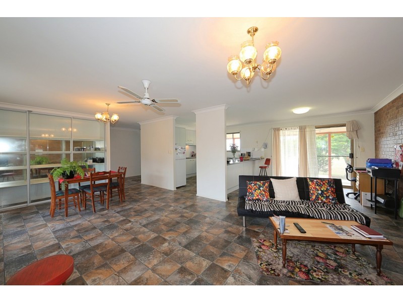 128 Gooburrum Road, Gooburrum QLD 4670