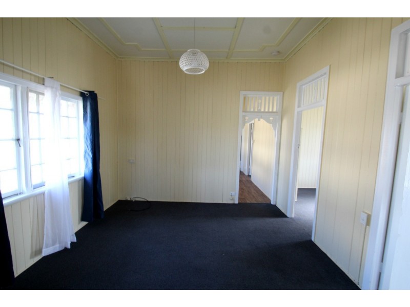 1 Avoca Street, Bundaberg West QLD 4670