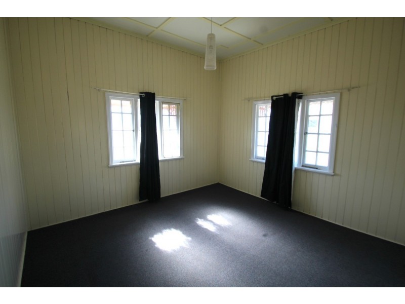 1 Avoca Street, Bundaberg West QLD 4670