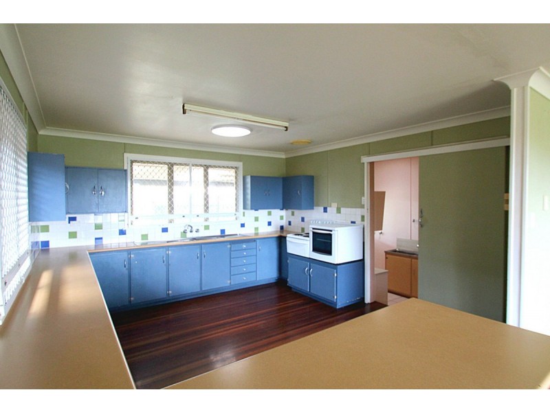 14 Child Street, Svensson Heights QLD 4670