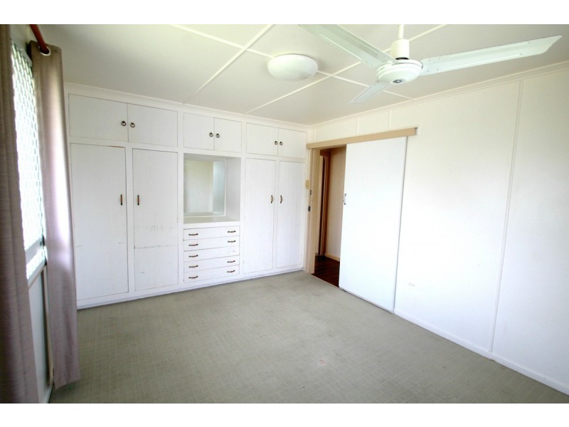 14 Child Street, Svensson Heights QLD 4670