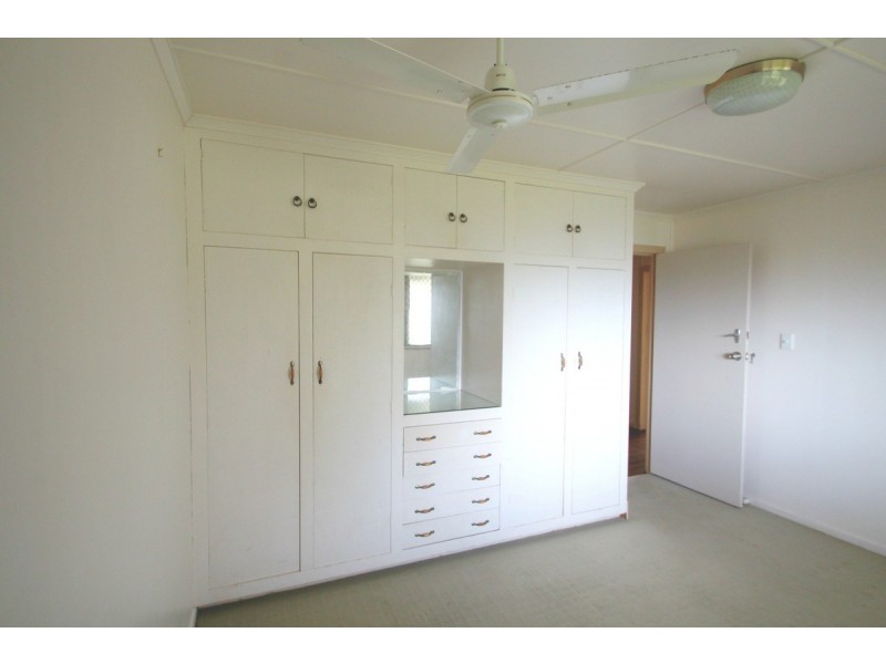 14 Child Street, Svensson Heights QLD 4670