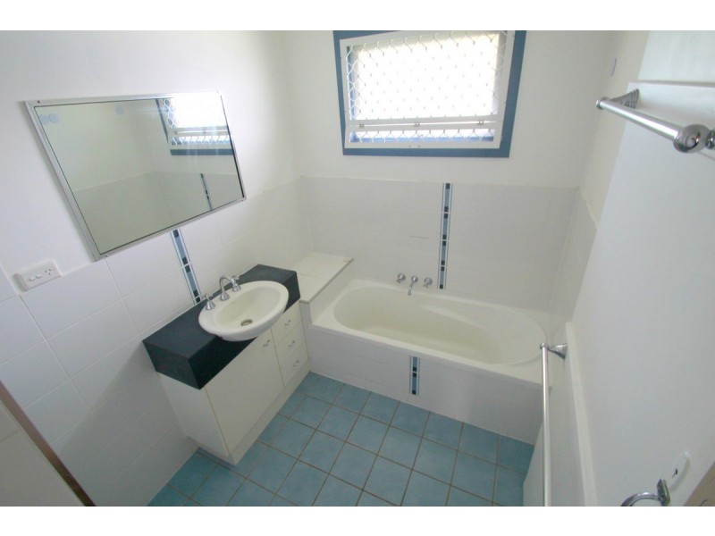 14 Child Street, Svensson Heights QLD 4670