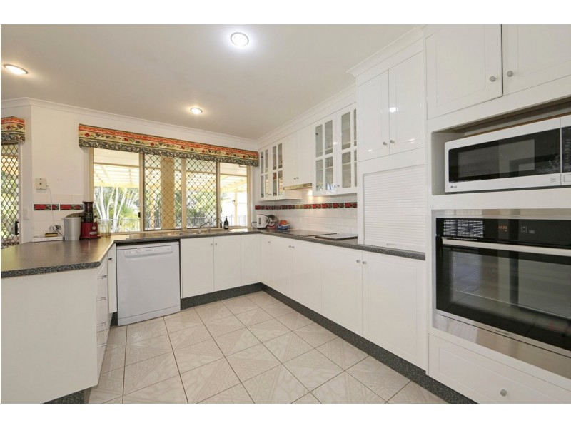 41 Durdins Road, Bargara QLD 4670