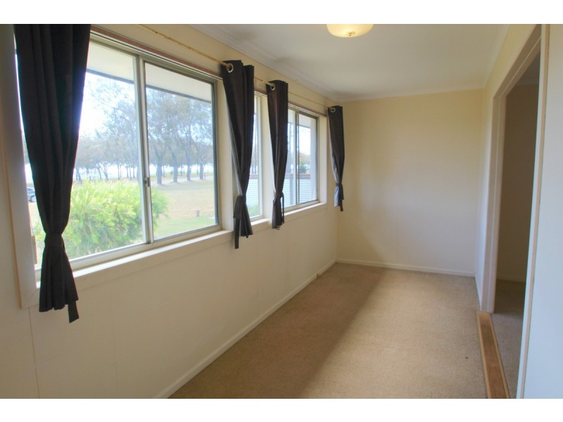 134 Esplanade, Elliott Heads QLD 4670