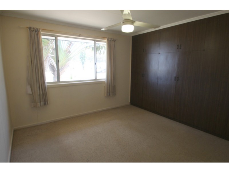 134 Esplanade, Elliott Heads QLD 4670