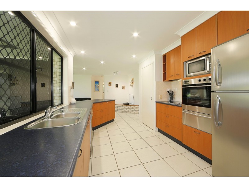 40 Arcadia Drive, Branyan QLD 4670