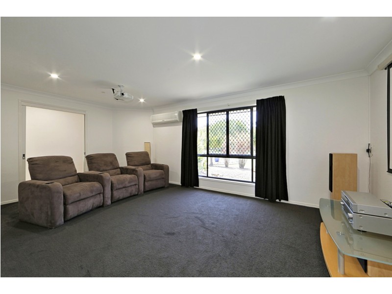 40 Arcadia Drive, Branyan QLD 4670
