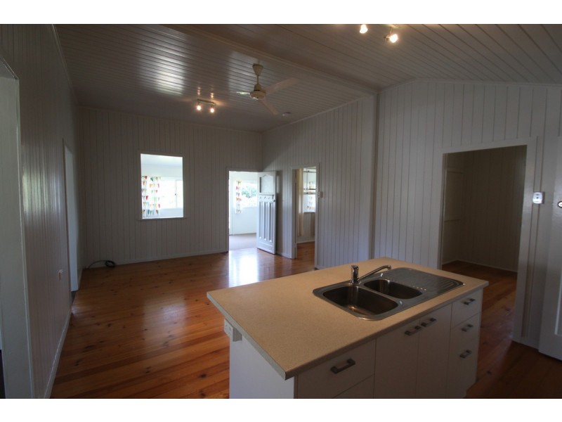 357 Bourbong Street, Millbank QLD 4670