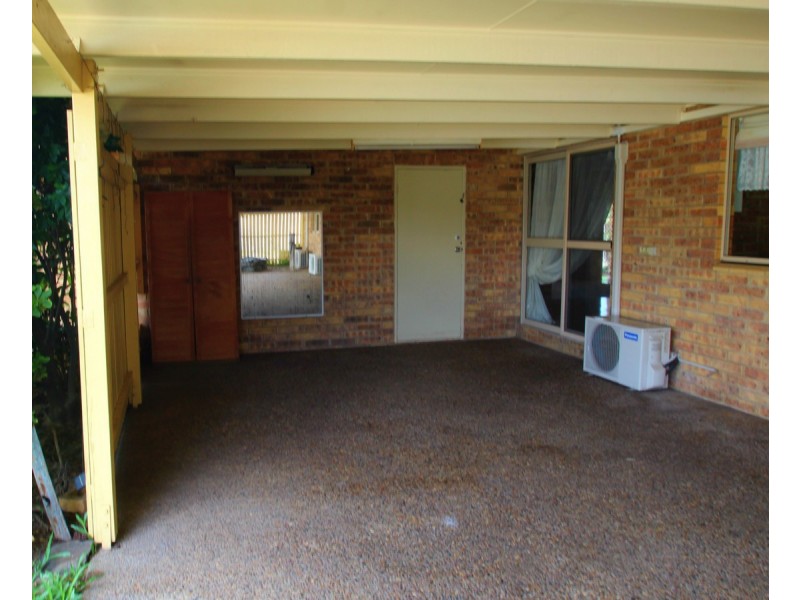 12 Smiths Road, Avoca QLD 4670