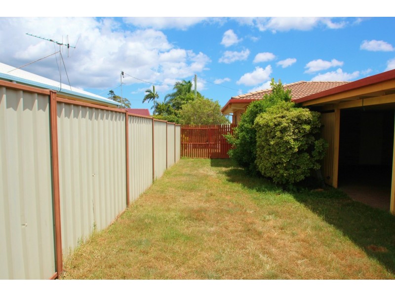12 Smiths Road, Avoca QLD 4670