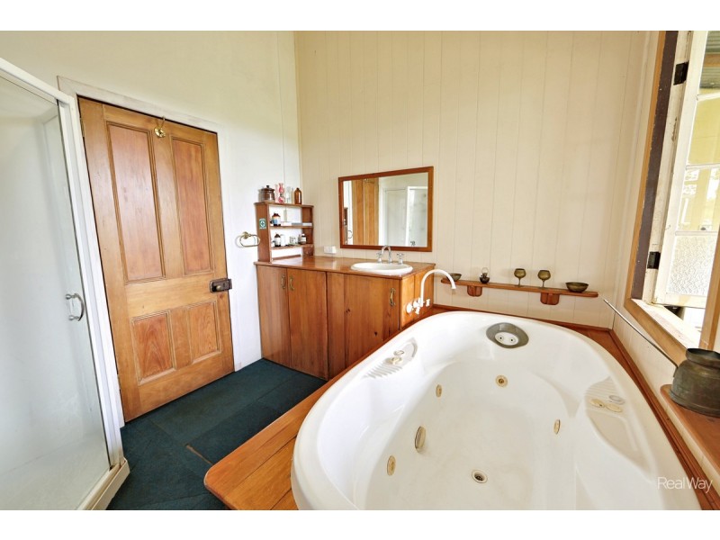 11 Queen Street, Cordalba QLD 4660