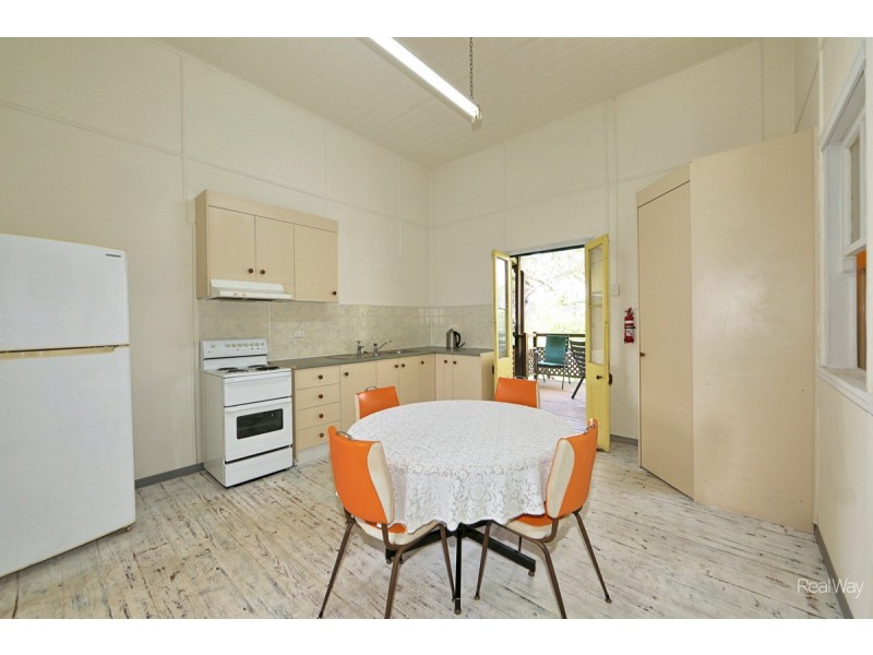 11 Queen Street, Cordalba QLD 4660