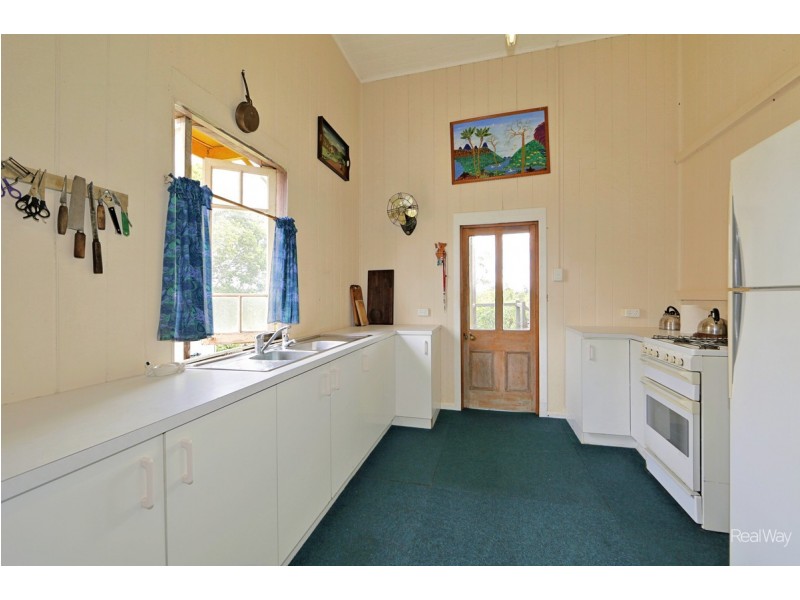 11 Queen Street, Cordalba QLD 4660