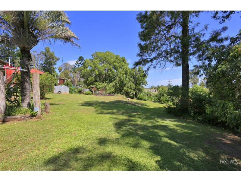 11 Queen Street, Cordalba QLD 4660
