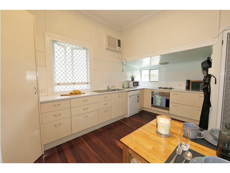 17 Hurst Street, Walkervale QLD 4670