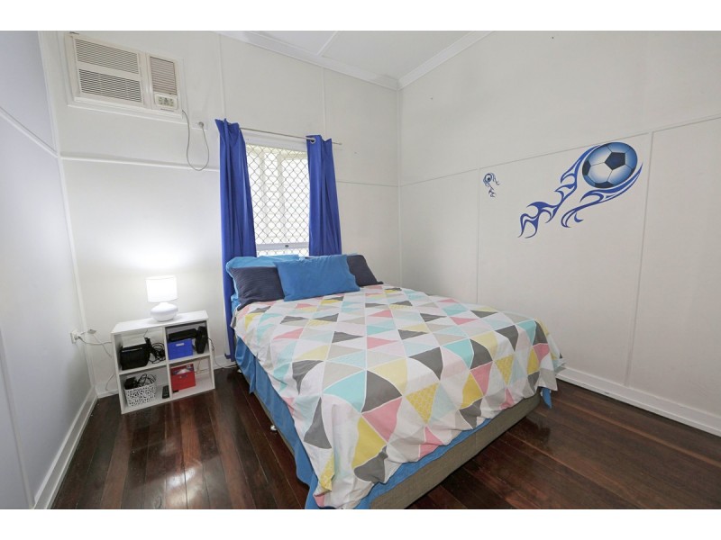 17 Hurst Street, Walkervale QLD 4670