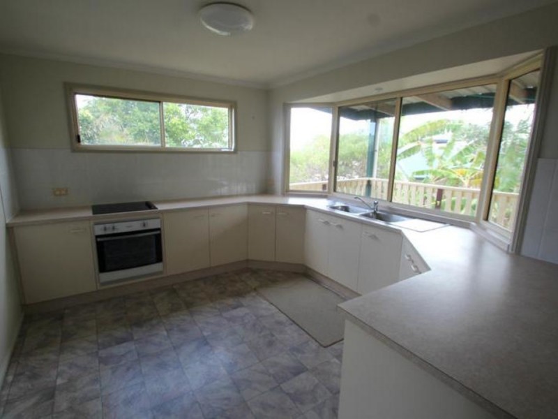 41 Bluewater Drive, Elliott Heads QLD 4670