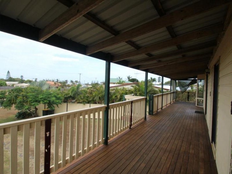 41 Bluewater Drive, Elliott Heads QLD 4670