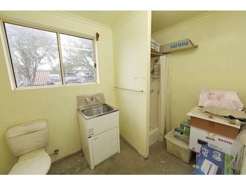 4 Pinto Avenue, Branyan QLD 4670