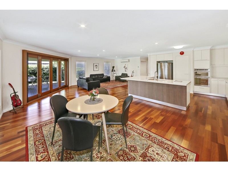 107 Davidson Street, Bargara QLD 4670