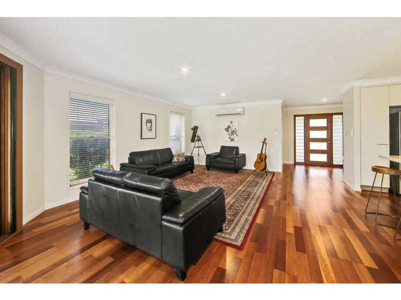 107 Davidson Street, Bargara QLD 4670
