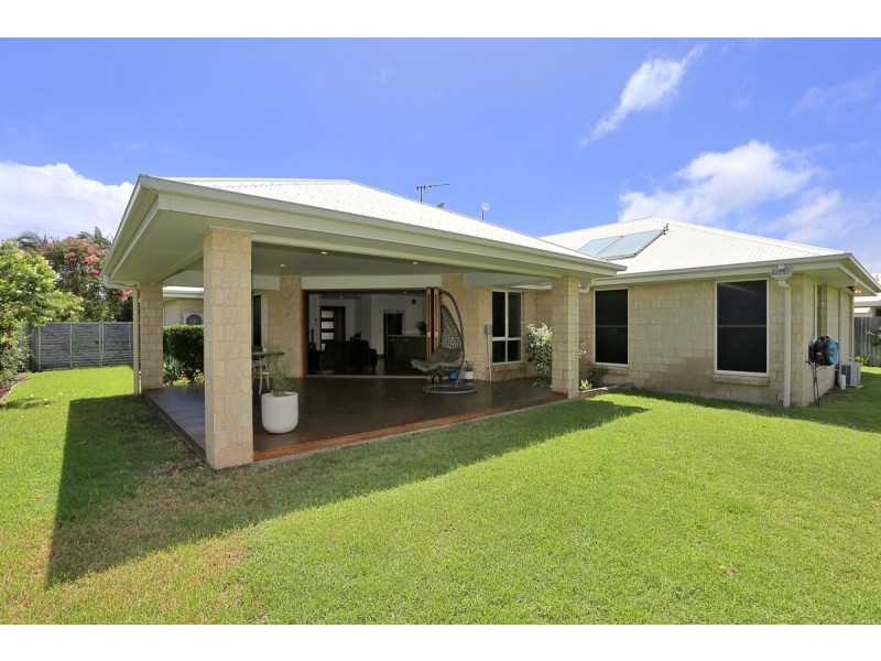 107 Davidson Street, Bargara QLD 4670