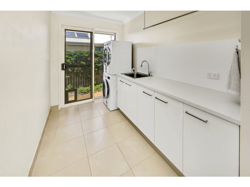 107 Davidson Street, Bargara QLD 4670